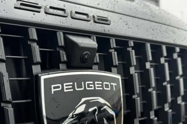 Peugeot e-2008 (2025) thumbnail 13