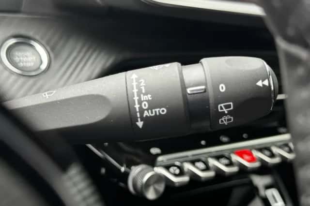 Peugeot e-2008 (2025) thumbnail 24
