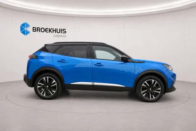 Peugeot e-2008 (2023) thumbnail 3