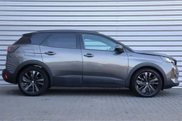 Peugeot 3008 (2021) thumbnail 3