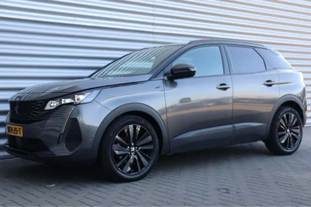 Peugeot 3008 (2021) thumbnail 6