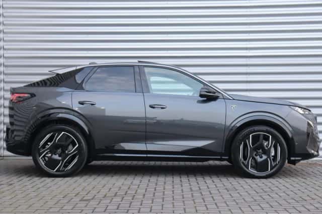 Peugeot e-3008 (2025) thumbnail 3