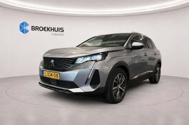 Peugeot 3008 (2021) thumbnail 6