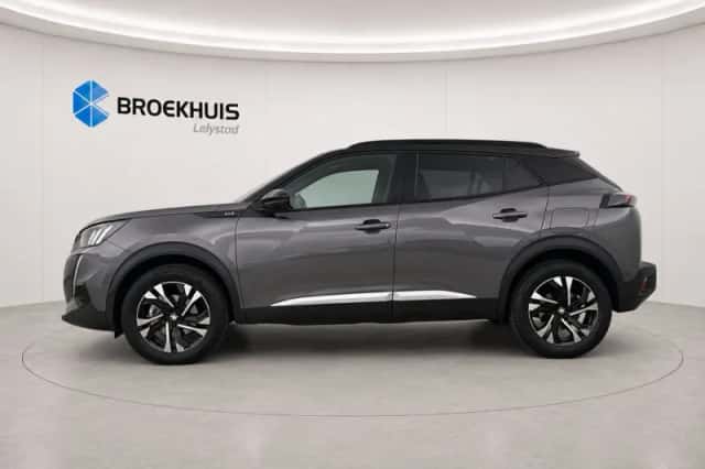 Peugeot 2008 (2022) thumbnail 3
