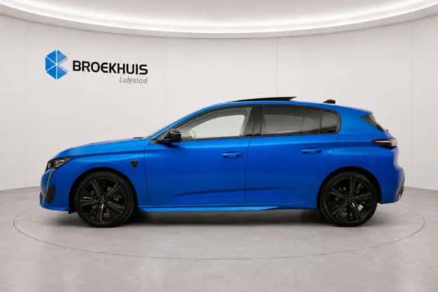 Peugeot 308 (2022) thumbnail 2