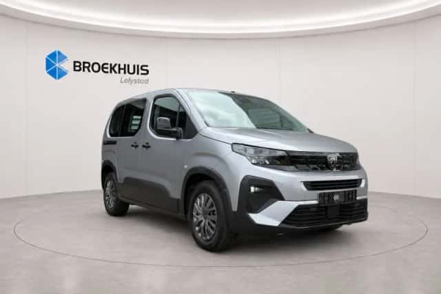 Peugeot E-Rifter (2025) thumbnail 4