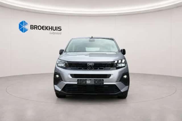 Peugeot E-Rifter (2025) thumbnail 5