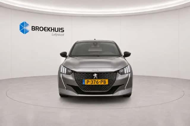 Peugeot 208 (2022) thumbnail 5