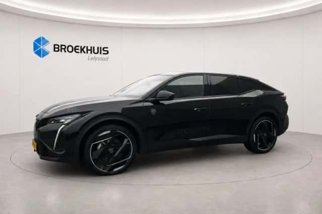 Peugeot 408 (2024) thumbnail 5