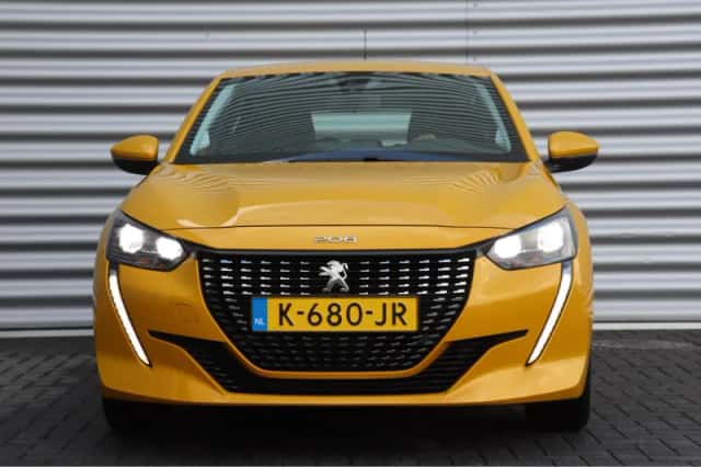 Peugeot 208 (2021) thumbnail 5