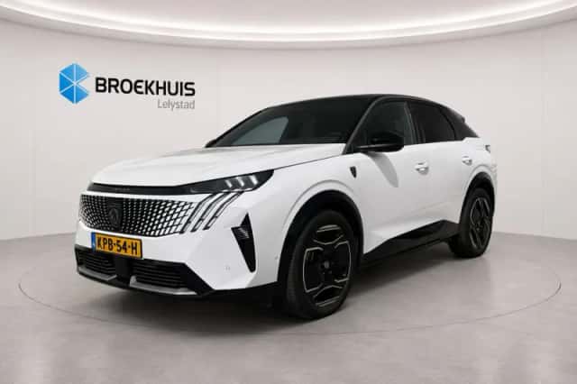 Peugeot e-3008 (2025) thumbnail 1