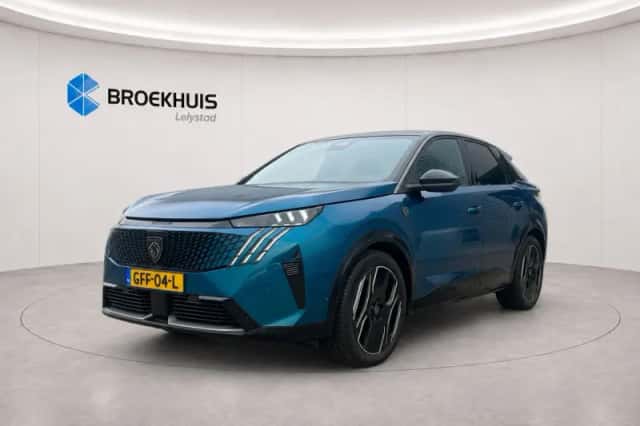 Peugeot e-3008 (2024) thumbnail 1