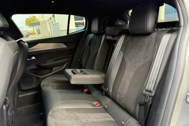 Peugeot 408 (2024) thumbnail 16