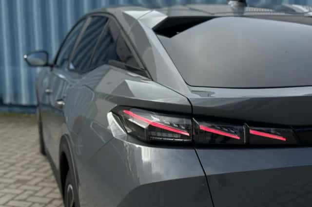 Peugeot 408 (2024) thumbnail 19