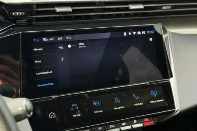 Peugeot 408 (2024) thumbnail 31