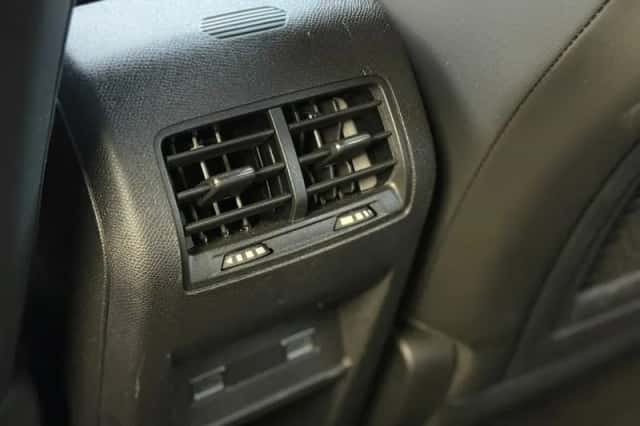 Peugeot 408 (2024) thumbnail 39