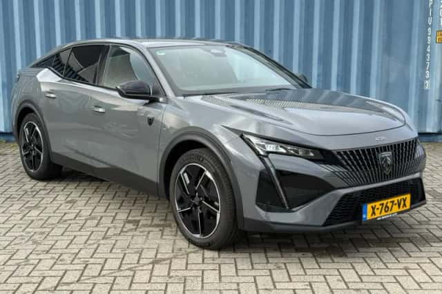 Peugeot 408 (2024) thumbnail 7