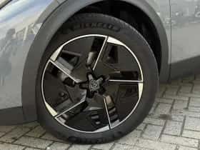 Peugeot 408 (2024) thumbnail 10