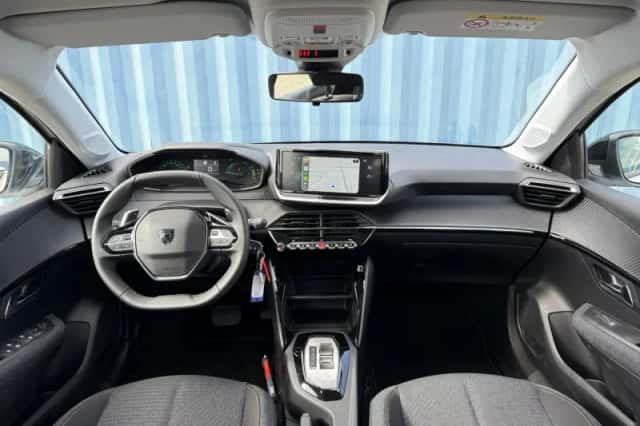 Peugeot 208 (2025) thumbnail 18