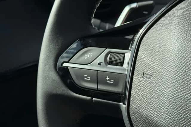 Peugeot 208 (2025) thumbnail 21