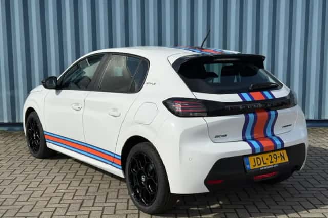 Peugeot 208 (2025) thumbnail 4