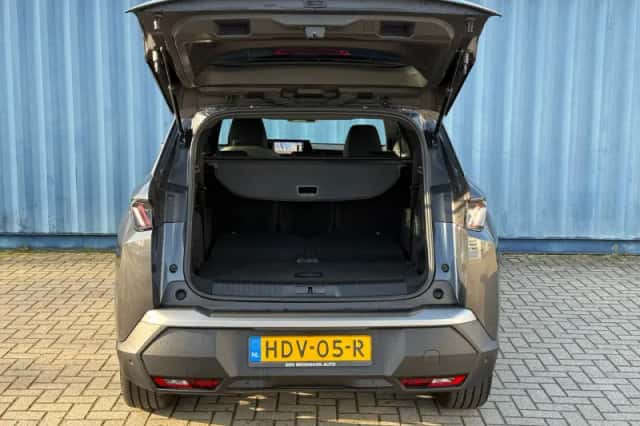 Peugeot 5008 (2025) thumbnail 16