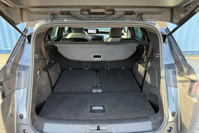 Peugeot 5008 (2025) thumbnail 17