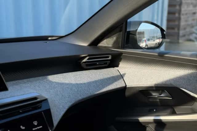 Peugeot 5008 (2025) thumbnail 35