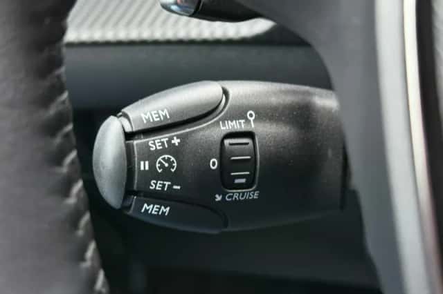 Peugeot 208 (2024) thumbnail 19