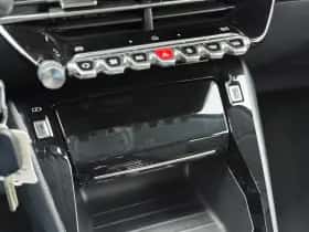 Peugeot 208 (2024) thumbnail 27