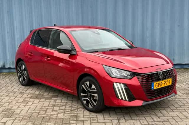 Peugeot 208 (2024) thumbnail 6