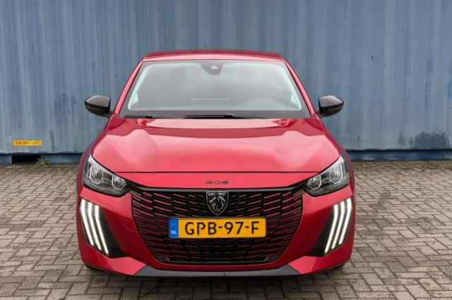 Peugeot 208 (2024) thumbnail 7