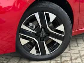 Peugeot 208 (2024) thumbnail 9