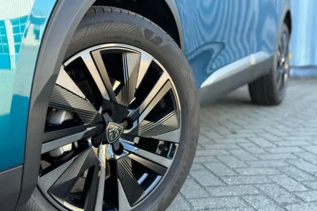 Peugeot 2008 (2025) thumbnail 3