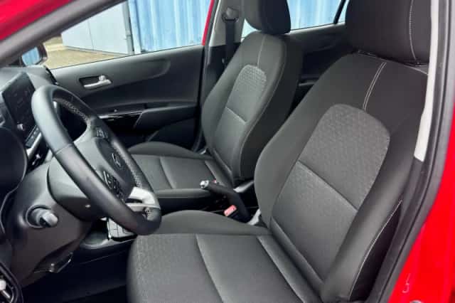 Kia Picanto (2021) thumbnail 11