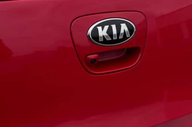 Kia Picanto (2021) thumbnail 24