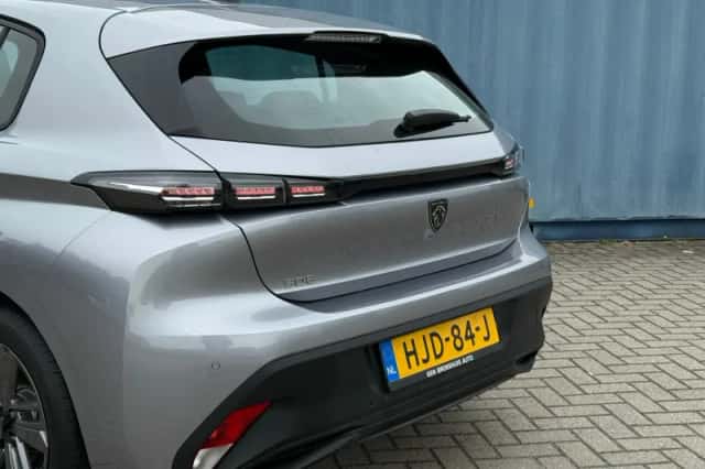 Peugeot 308 (2025) thumbnail 4