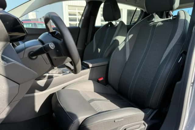 Peugeot 308 (2025) thumbnail 8