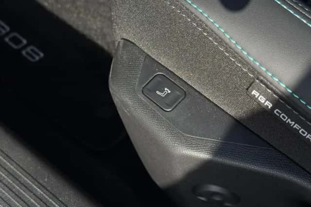 Peugeot 308 (2025) thumbnail 9