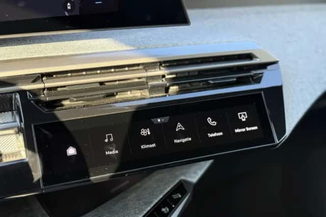 Peugeot e-3008 (2024) thumbnail 22