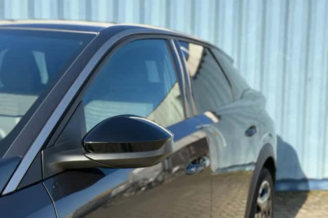 Peugeot e-3008 (2024) thumbnail 30