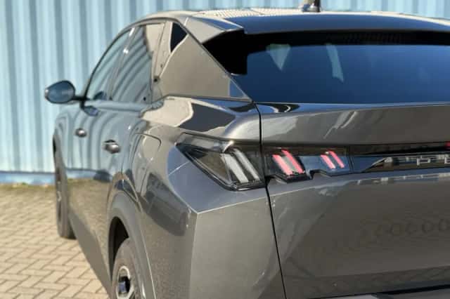 Peugeot e-3008 (2024) thumbnail 32