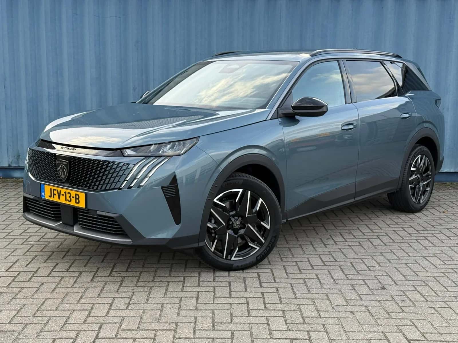 Peugeot 5008 (2025) — foto 1