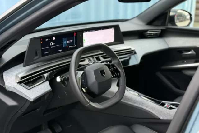 Peugeot 5008 (2025) thumbnail 11