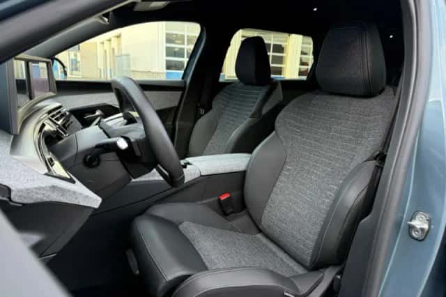 Peugeot 5008 (2025) thumbnail 12