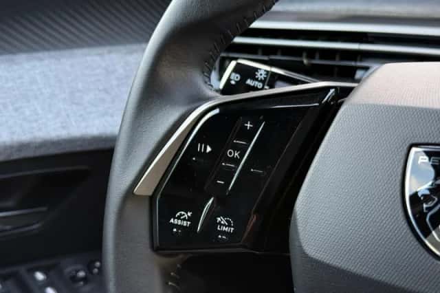 Peugeot 5008 (2025) thumbnail 33