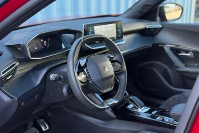 Peugeot e-2008 (2022) thumbnail 12