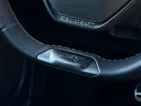 Peugeot e-2008 (2022) thumbnail 22