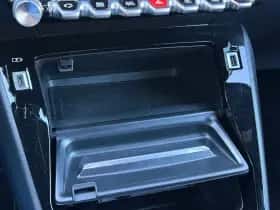 Peugeot e-2008 (2022) thumbnail 33