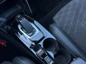 Peugeot e-2008 (2022) thumbnail 34